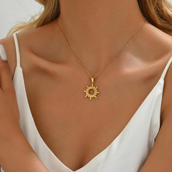 ⚡Gold Necklace for Women 18K Gold Plated Moon Sun Horse Shoe Horn Pendant - Picture 4 of 7